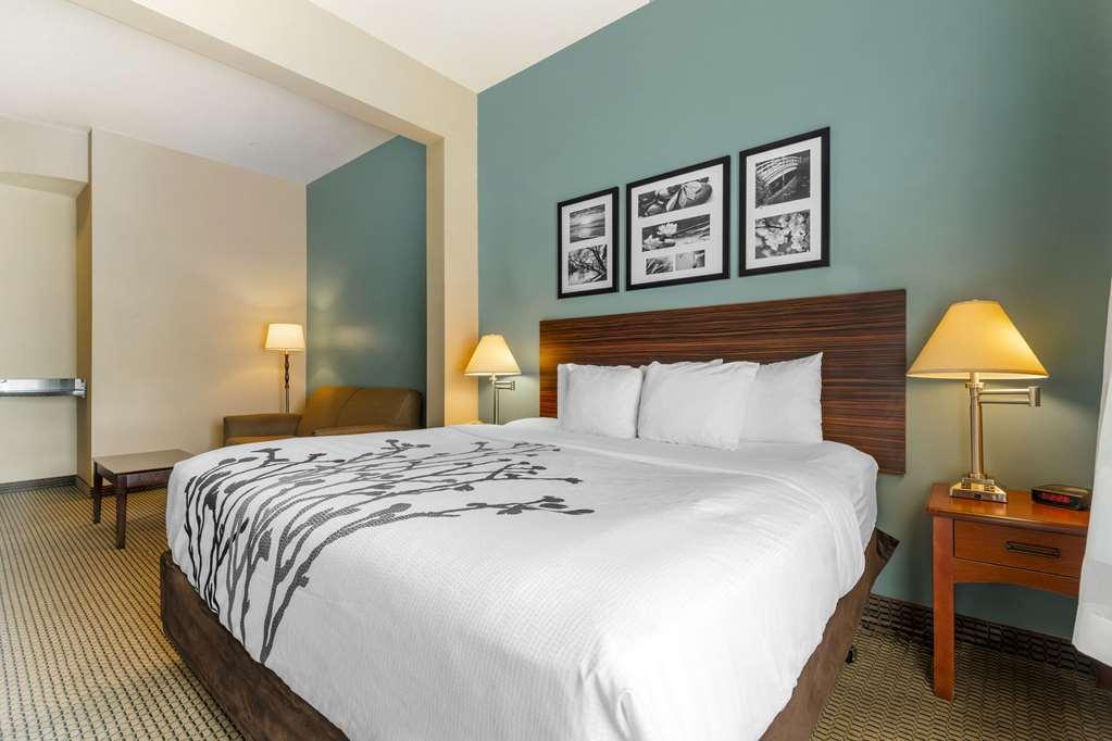 Sleep Inn & Suites Rapid City Room photo